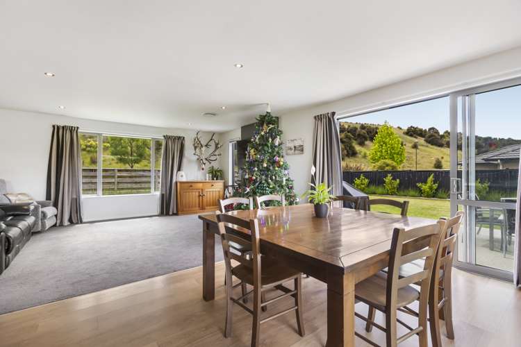 10 Rifleman Street Albert Town_2