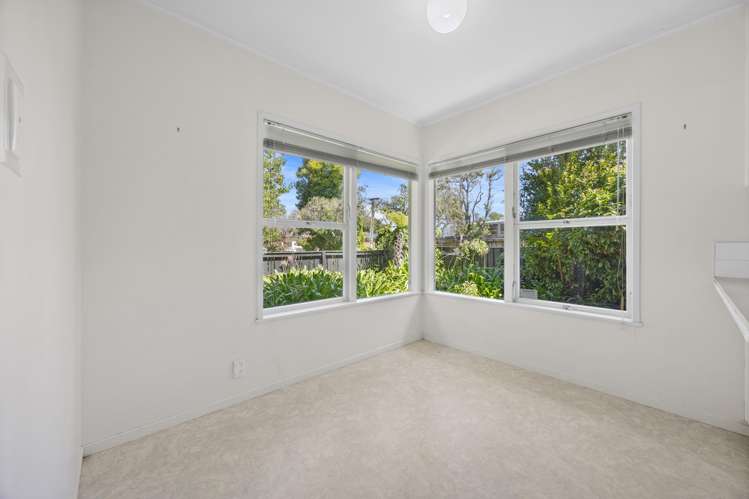 64 Angelo Avenue Howick_12