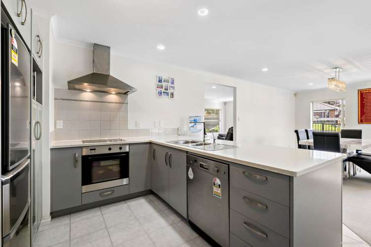 7 Sarteano Drive Manurewa_2