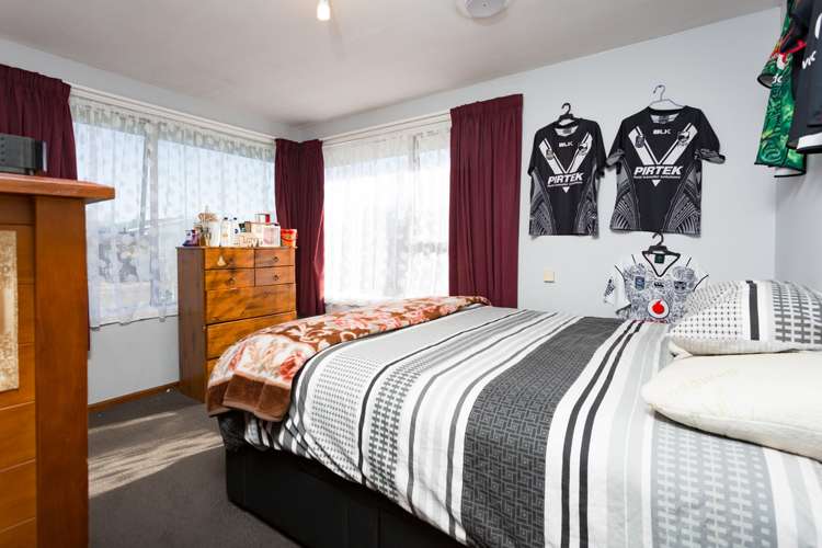 36 Kathleen Crescent Hornby_5