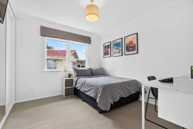 12 Madison Place Forrest Hill_14
