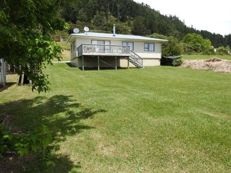 1203 Hikuai Settlement Road Pauanui_4