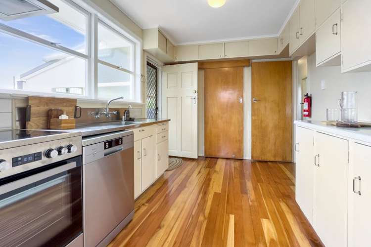 12 Fruitvale Road New Lynn_6