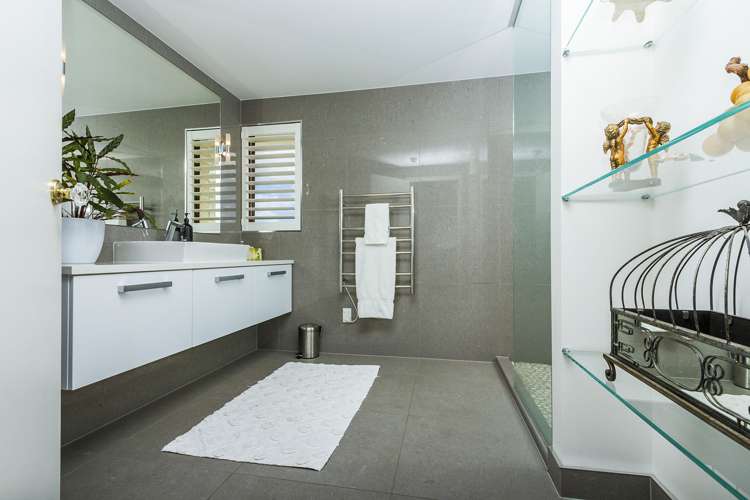 2b/6 The Promenade Takapuna_25