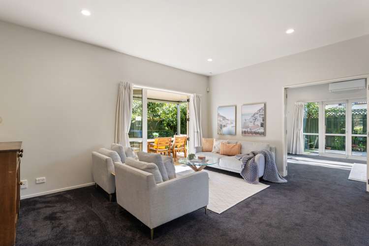 17 Acorn Close Waltham_11