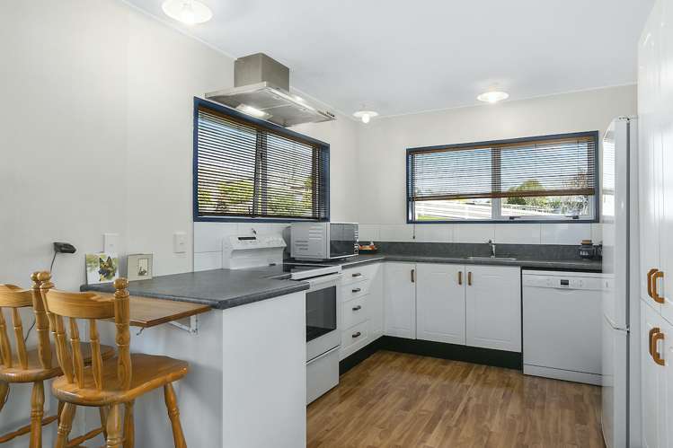 20a Brighton Road Green Island_10