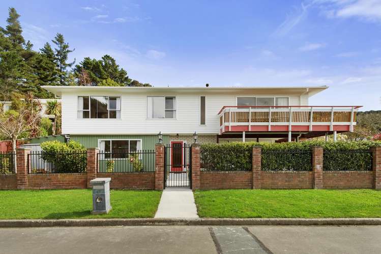 47 Holland Street Wainuiomata_14