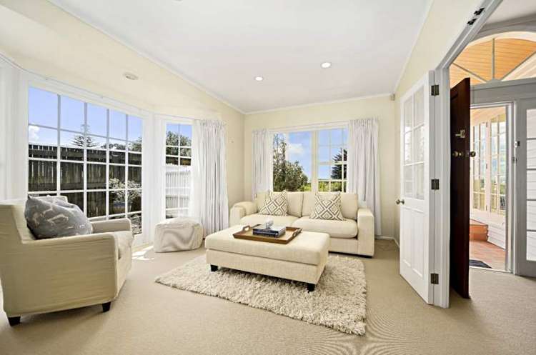 70 Marine Parade Mellons Bay_7