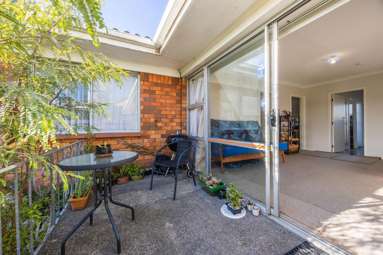 2/50 Rutland Road_3