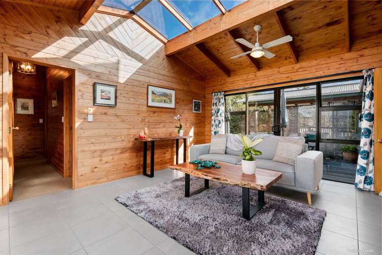 73 Sharon Road Waitoki_15