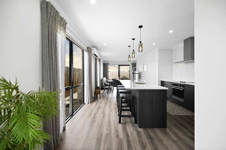 2/10 Bourn Heath Drive_4