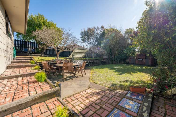 19 Hawea Street Glenwood_15