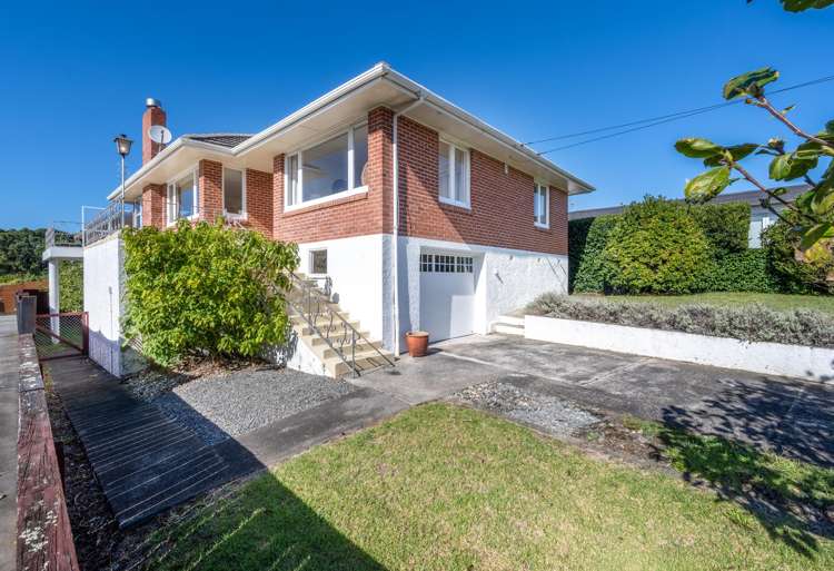 53 Uxbridge Road Mellons Bay_26