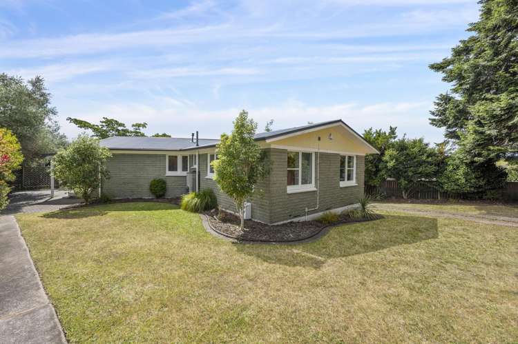 2 Alastair Avenue Owhata_16