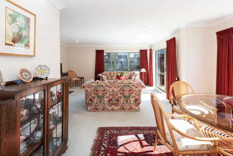 1/70 Uxbridge Road Mellons Bay_4