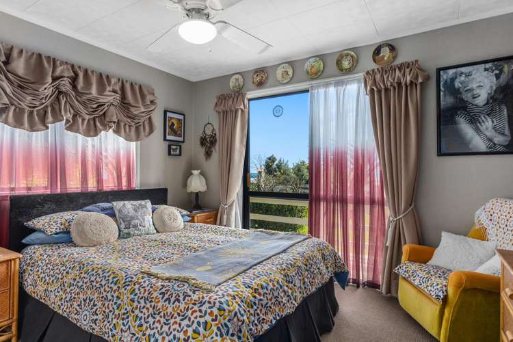 8366 State Highway 35 Whanarua Bay_13