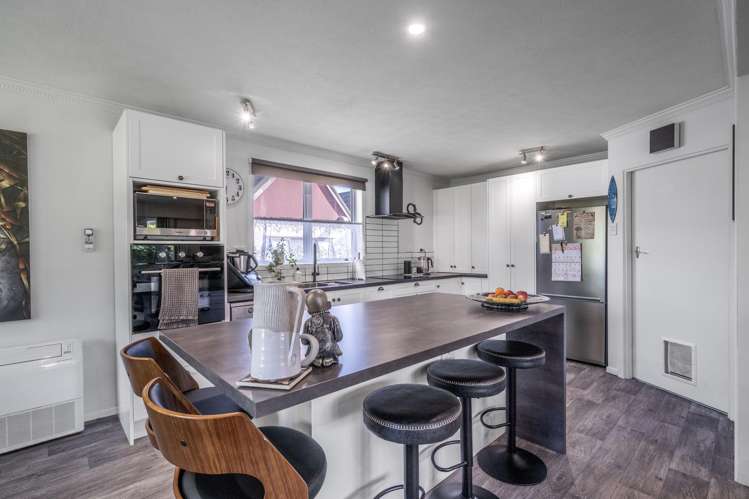 452 North Road Waikiwi_6