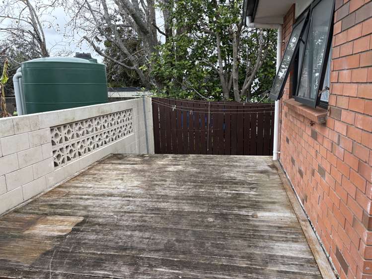 1/94 Waimumu Road Massey_10