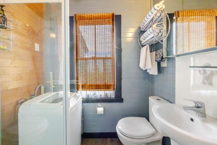 4A Seaview Terrace Bluff Hill_15