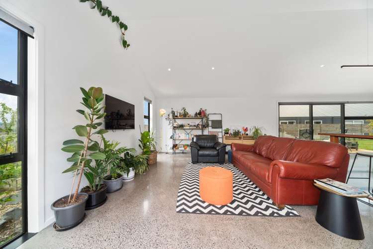 7 Tuapapa Road Wharewaka_9