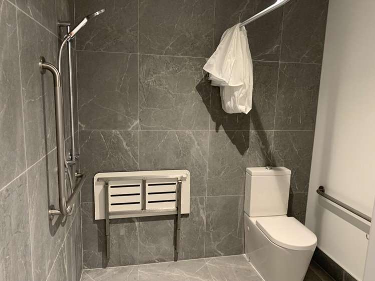 2/5 Parkhead Place Albany_8