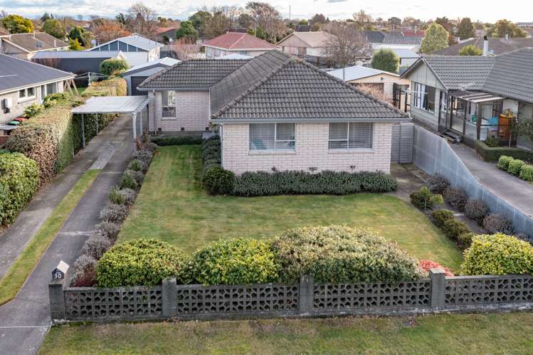 30 Oakley Crescent Hornby_23