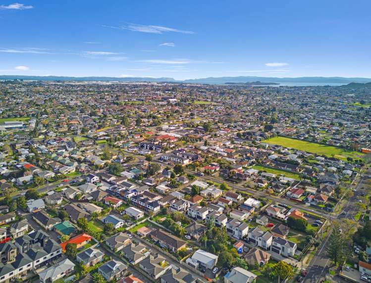 2/24a Vine Street Mangere East_22