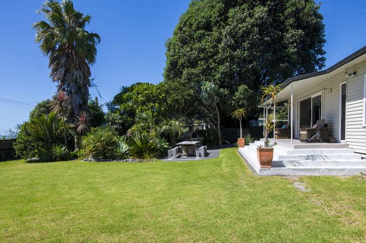 6 Mere Street Tokomaru Bay_15