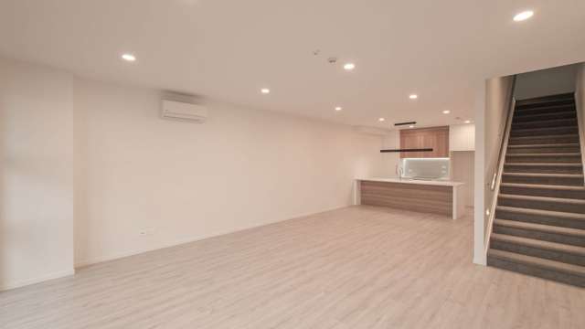 unit 2/47 Arran Drive Orewa_2