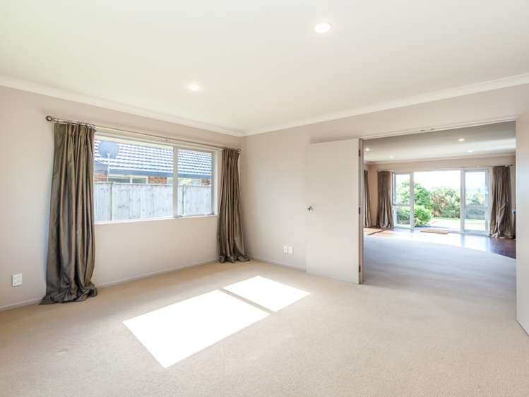 139 Pacific Drive Fitzherbert_8