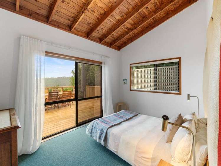 16 Pendrell Road Piha_11