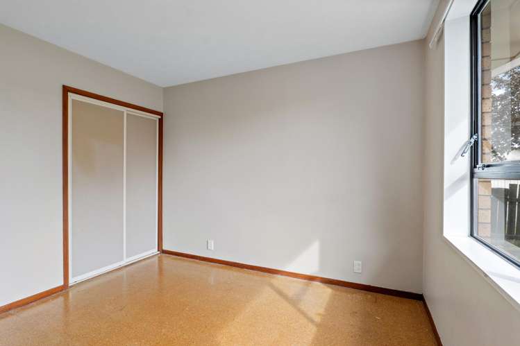 1/8 Raymond Road Bromley_9