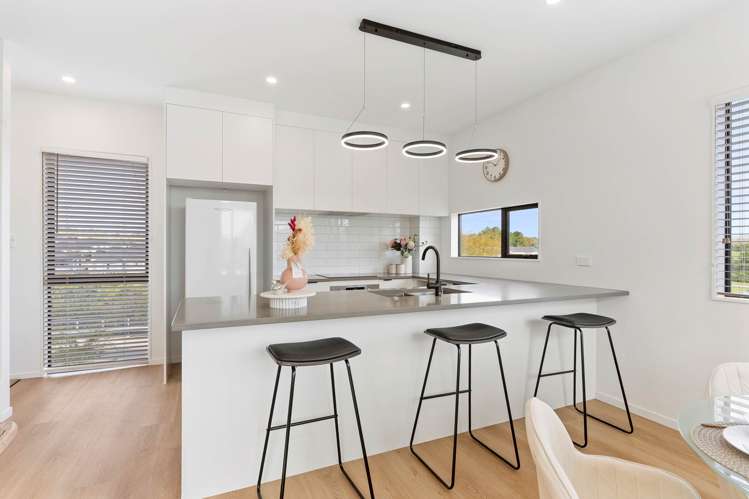 64 Whakatupu Road Flat Bush_10