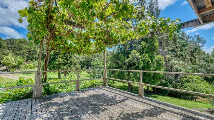 605 Takahue Road Takahue_16