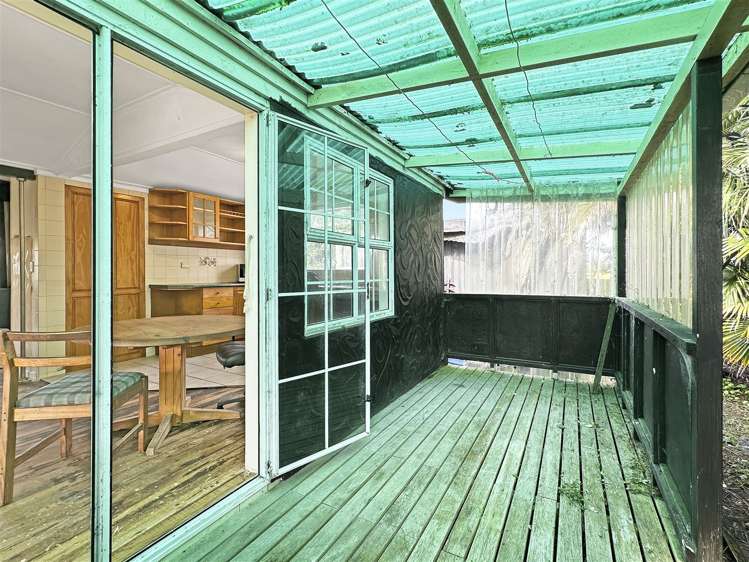 3 Clarks Beach Road Clarks Beach_12