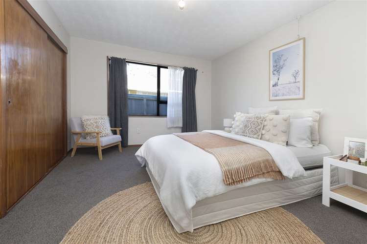 11 Oakley Crescent Hornby_7