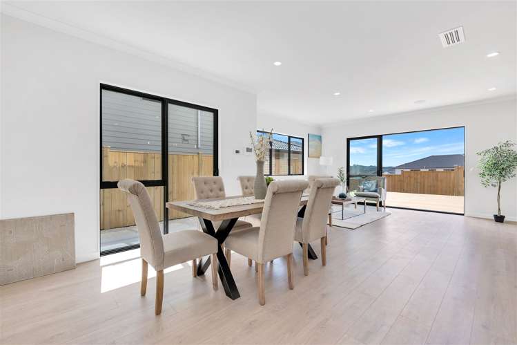 19 Dungloe Avenue Flat Bush_9