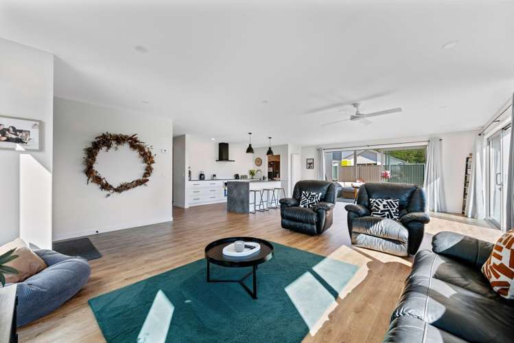 43 Larch Crescent_0
