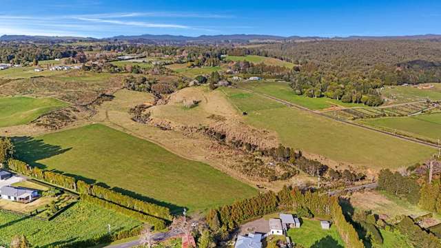 110 Ross Road and 20 Laurel Drive Whakamarama_2
