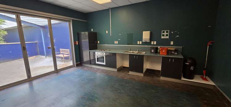 14 Tyers Road Ngauranga_10