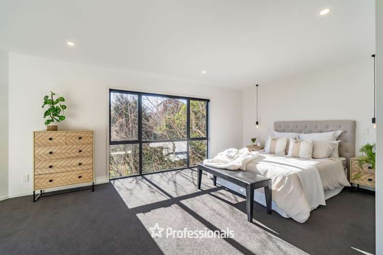 6 Castle Crescent Stokes Valley_9