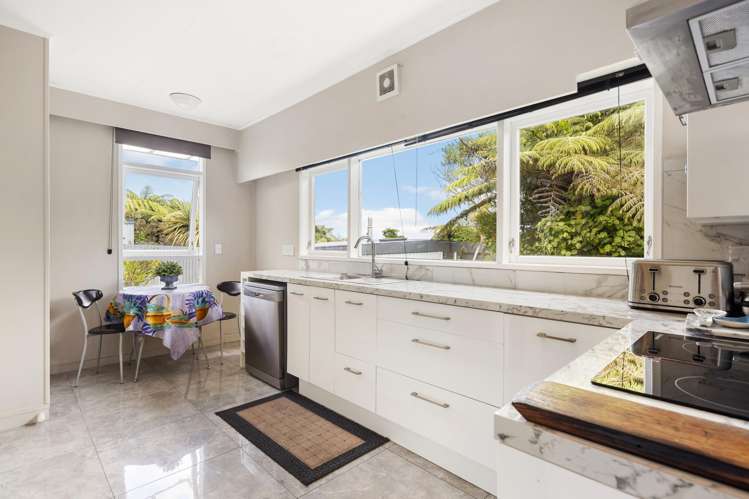 2 Mamaku Grove Khandallah_6