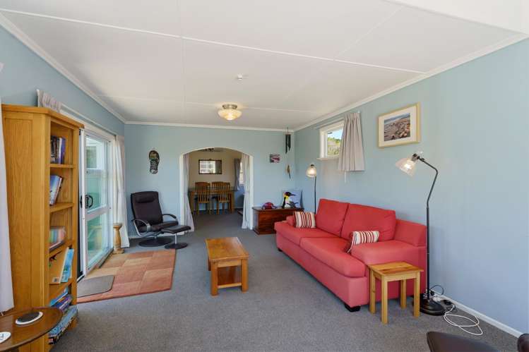 6 Rangiuru Road Otaki Beach_7