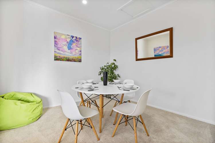 1/2 Palm Court Drive Glen Eden_6