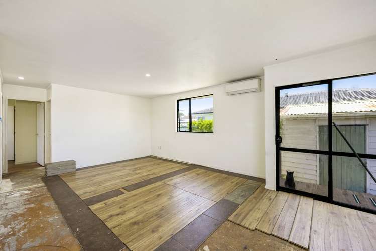 2/3 Pembrook Street Papakura_11