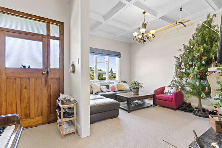 162 Colombo Road Waiuku_14