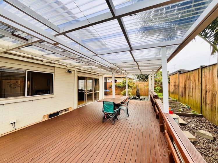 11 Kalmore Place Flat Bush_19