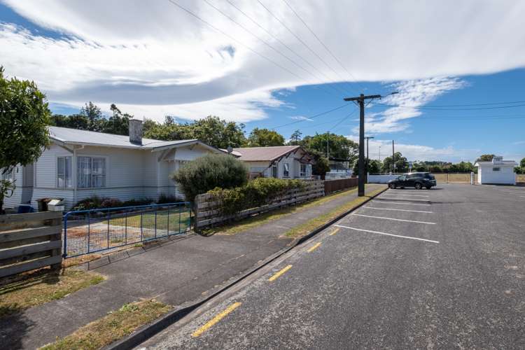 9 Preston Street Eltham_24