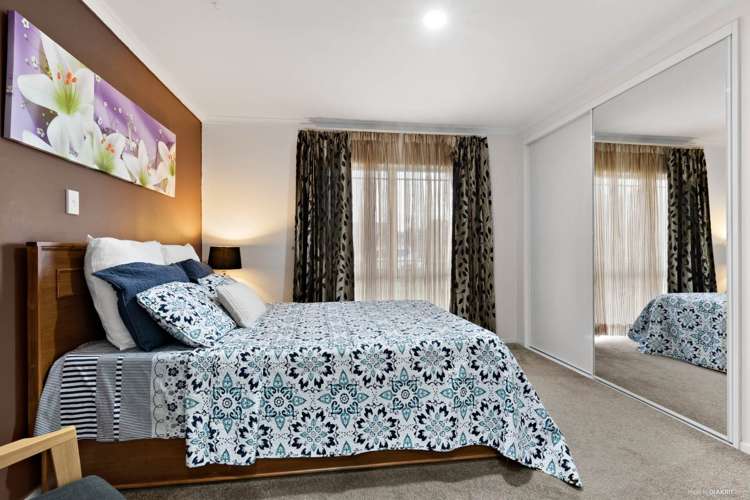 1 Watersfield Place Flat Bush_20