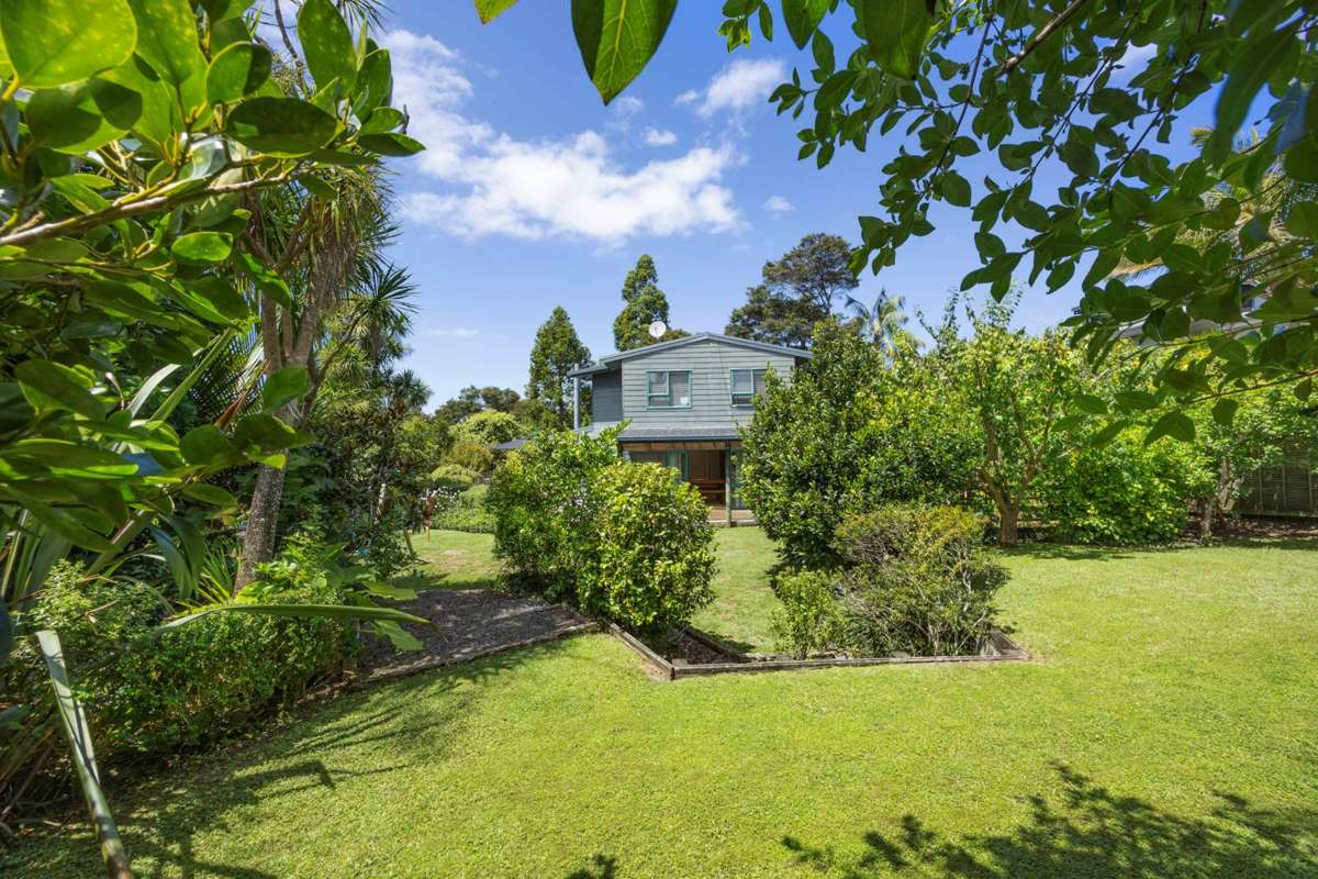 24 Rauhuia Crescent_0